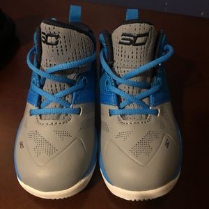 7T never worn under armor shoes